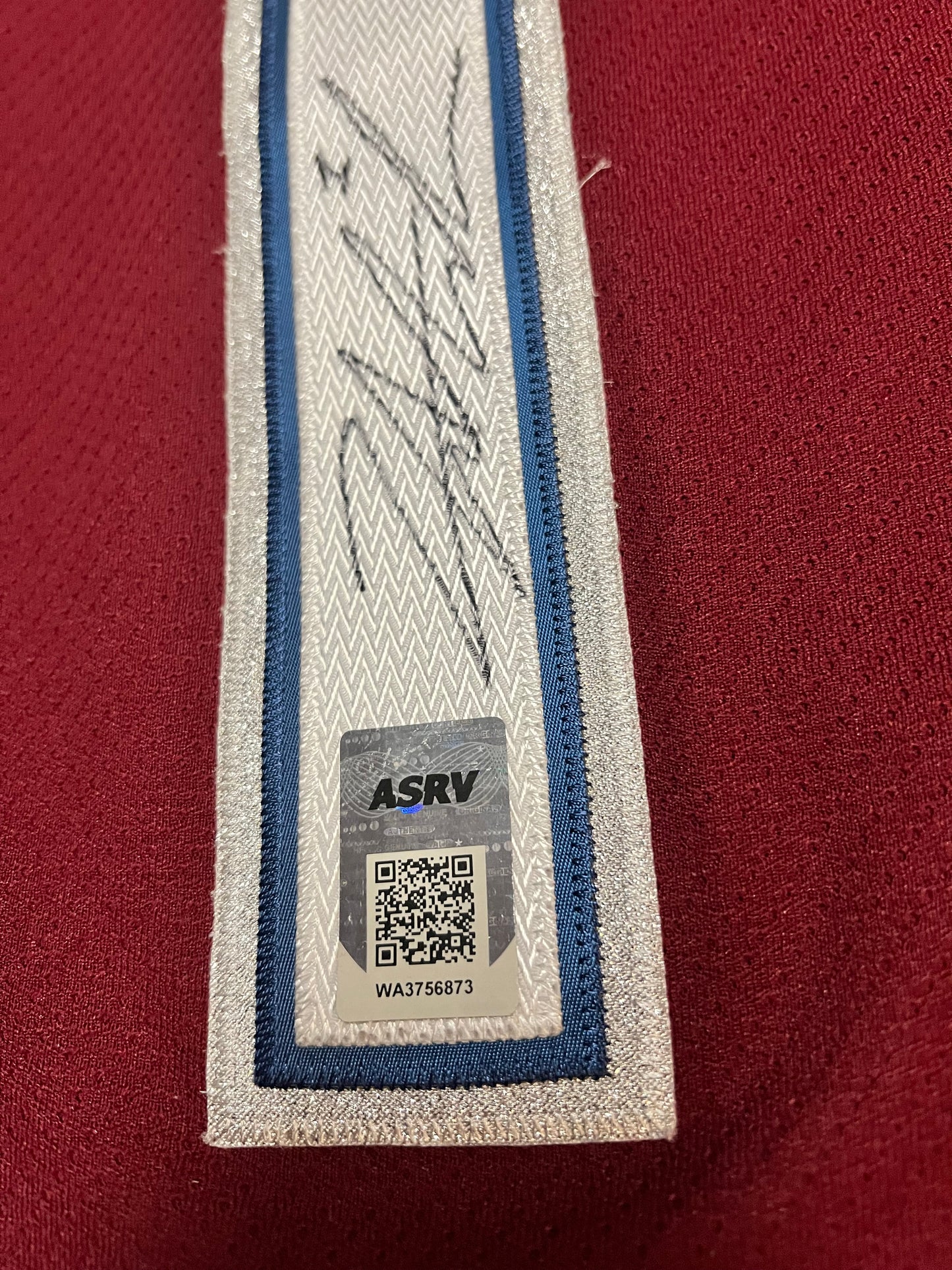 Colorado Avalanche Legend David Aebischer NHL signed Jersey