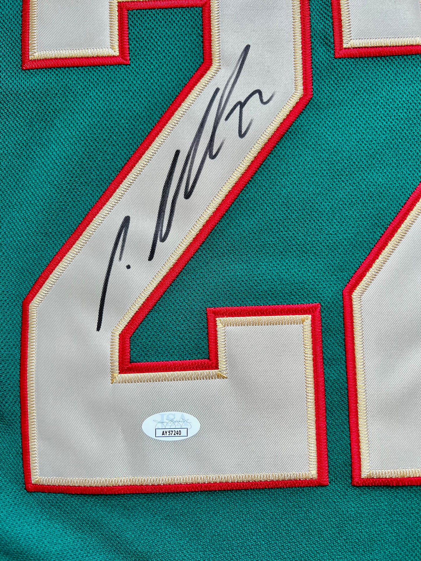 Minnesota Wild Nino Niederreiter NHL signed Jersey