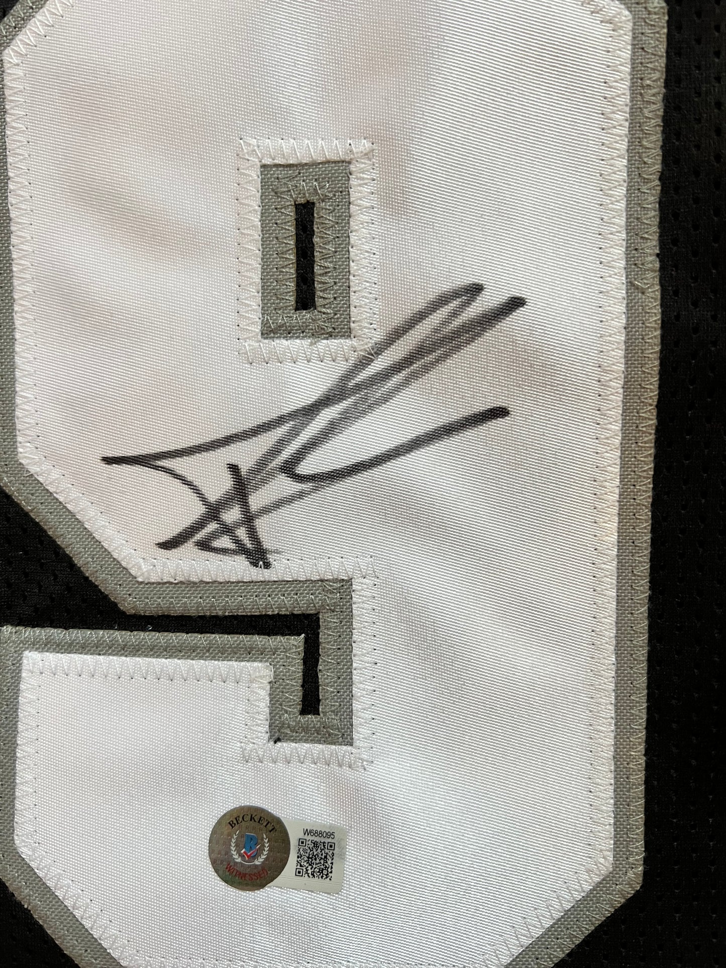 imagespursparkerjersey3