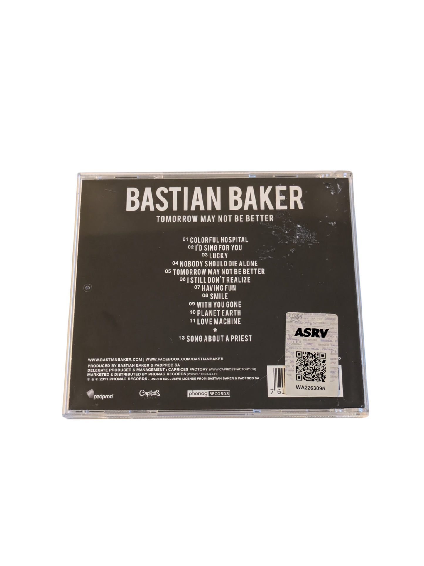 Swiss Singer Bastian Baker signed First Album Tomorrow May Not Be Better