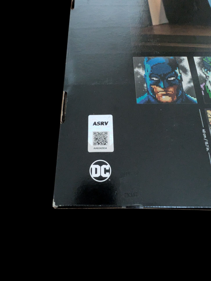 LEGO 31205 DC Jim Lee Batman Collection Set signed by Jim Lee
