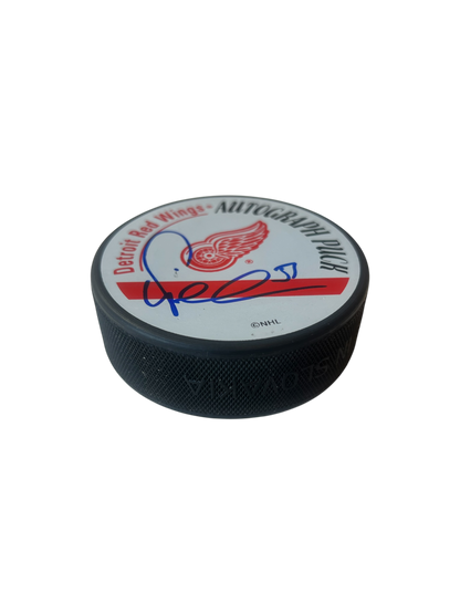 Detroit Red Wings Valtteri Filppula signed NHL Puck