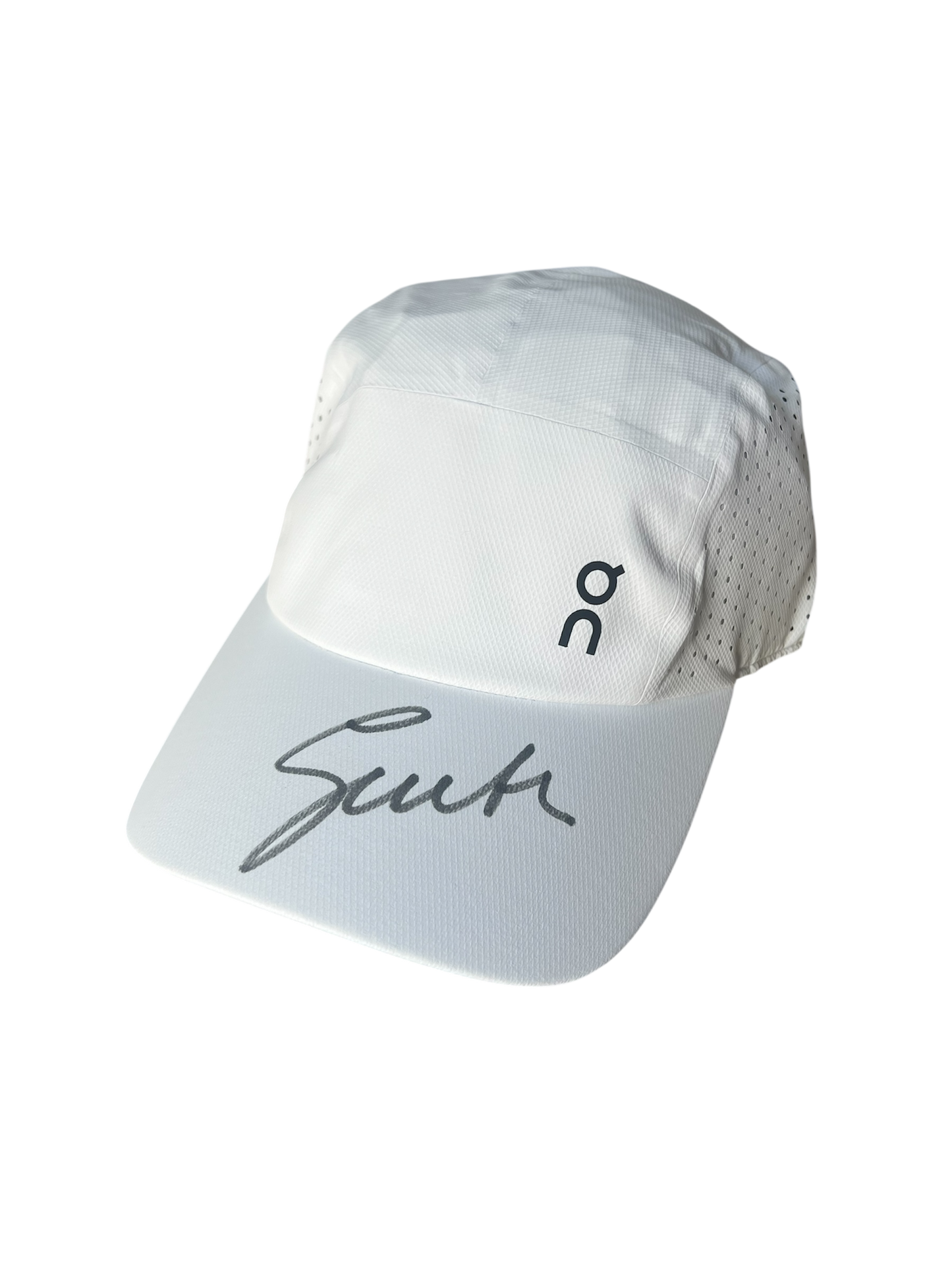 ON cap signed by Iga Swiatek