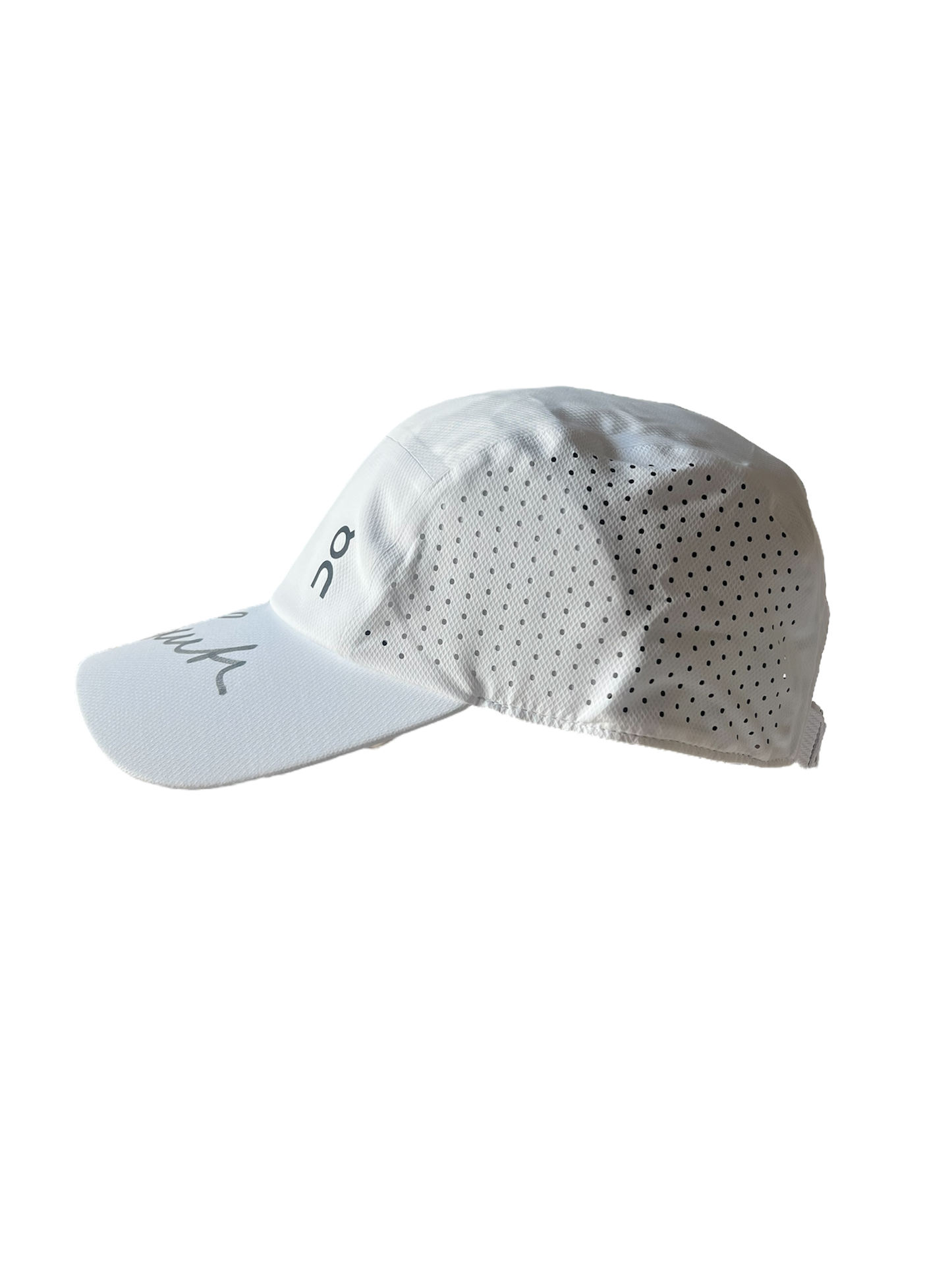 ON cap signed by Iga Swiatek