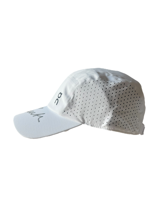 ON cap signed by Iga Swiatek