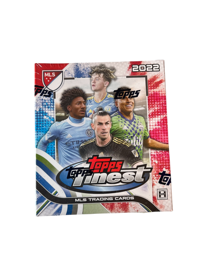 2022 Topps Finest MLS Football Mini-Box (with 1 Chrome Autograph)