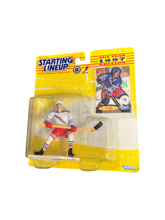 1997 Kenner Starting Lineup Mark Messier New York Rangers Action Figure with card