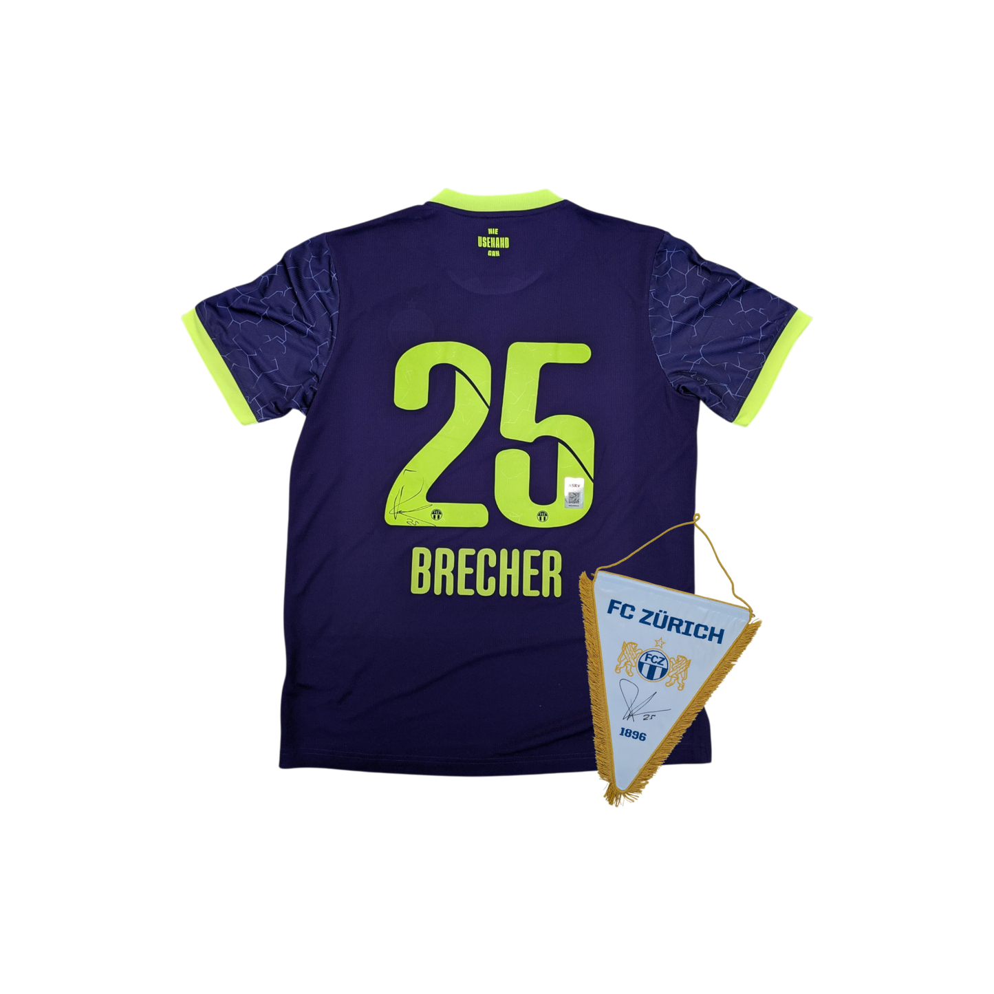 FC Zürich Football Jersey & Pennant signed by Yanick Brecher