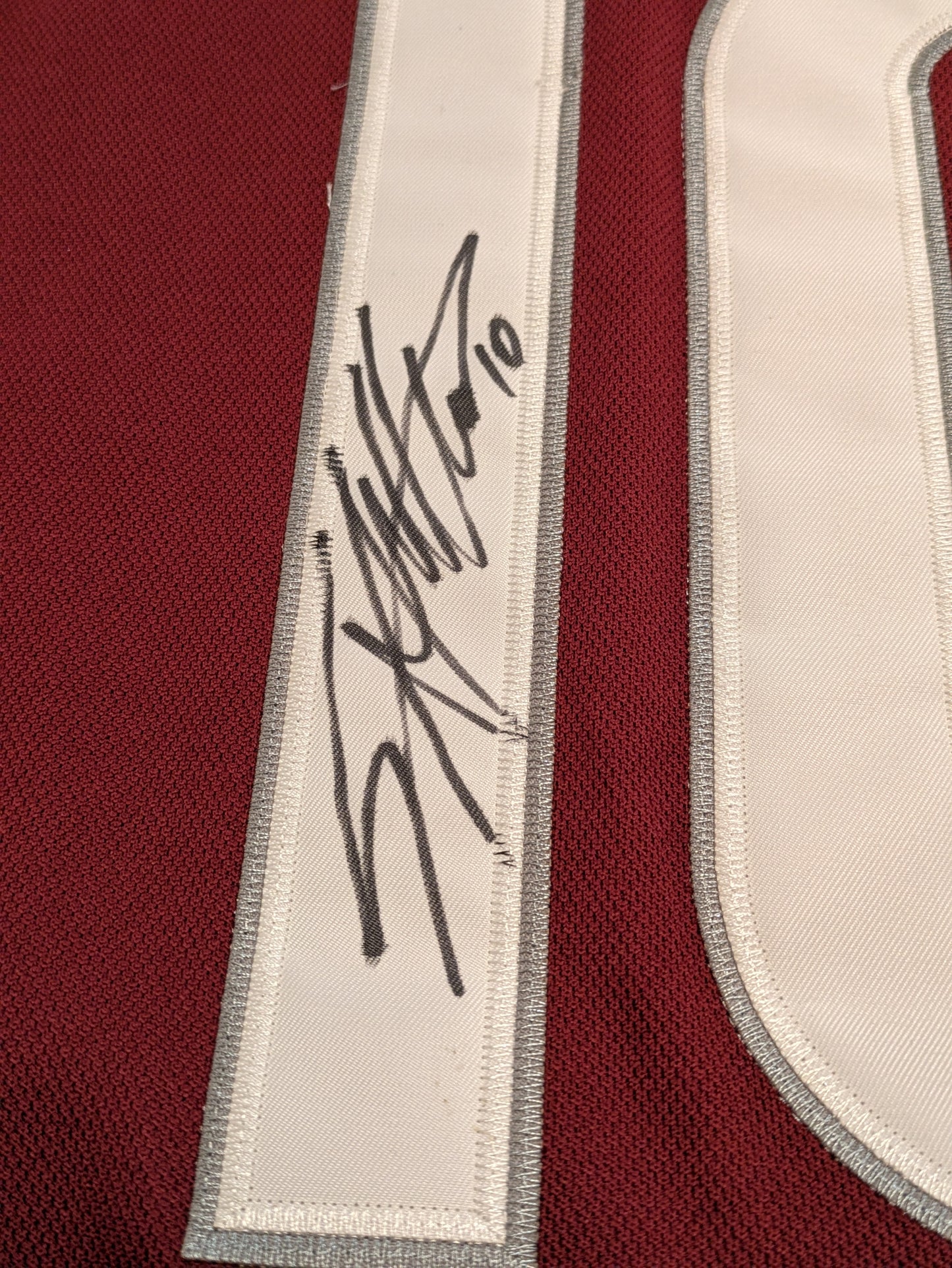 Colorado Avalanche Sven Andrighetto NHL signed Jersey