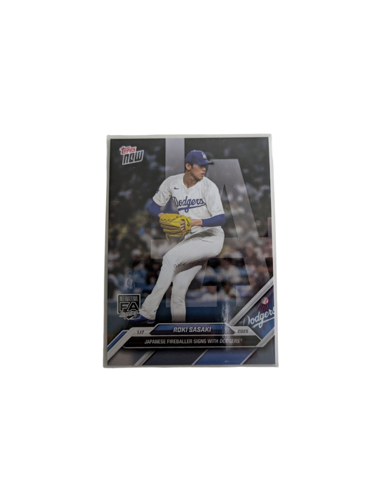 2025 Topps Los Angeles Dodgers Roki Sasaki signs with Dodgers Card