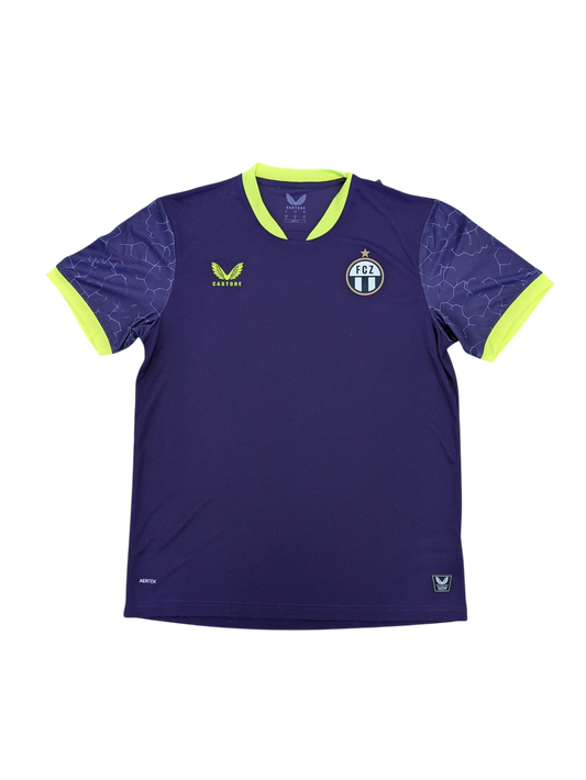 FC Zürich Football Jersey signed by Yanick Brecher