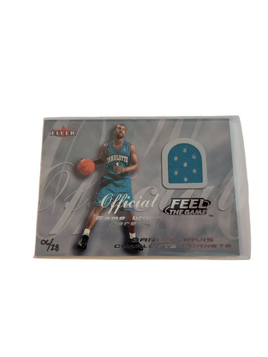 2000 Fleer Feel the Game Charlotte Hornets Baron Davis Patch Card