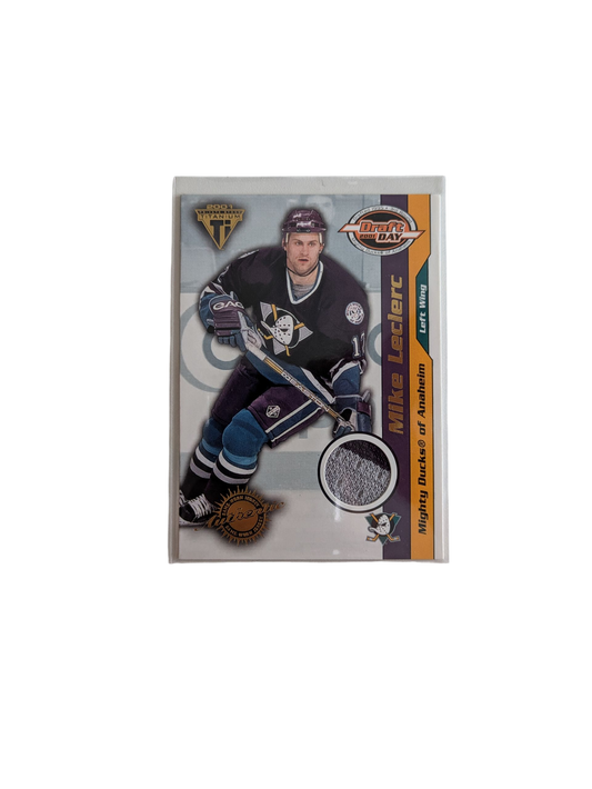 2002 Pacific Mighty Ducks of Anaheim Mike Leclerc Patch Card